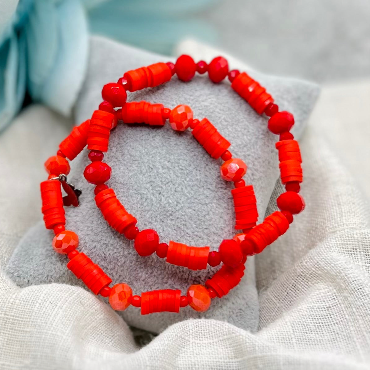 PULSERA CUENTAS ROJAS