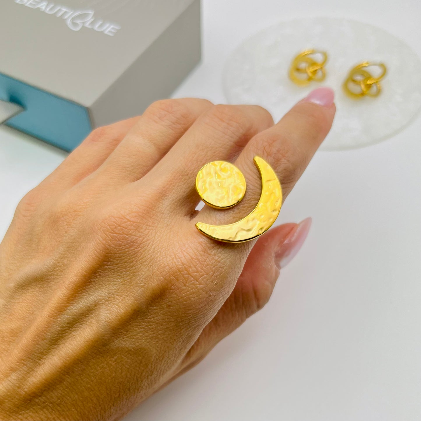 GOLD MOON RING