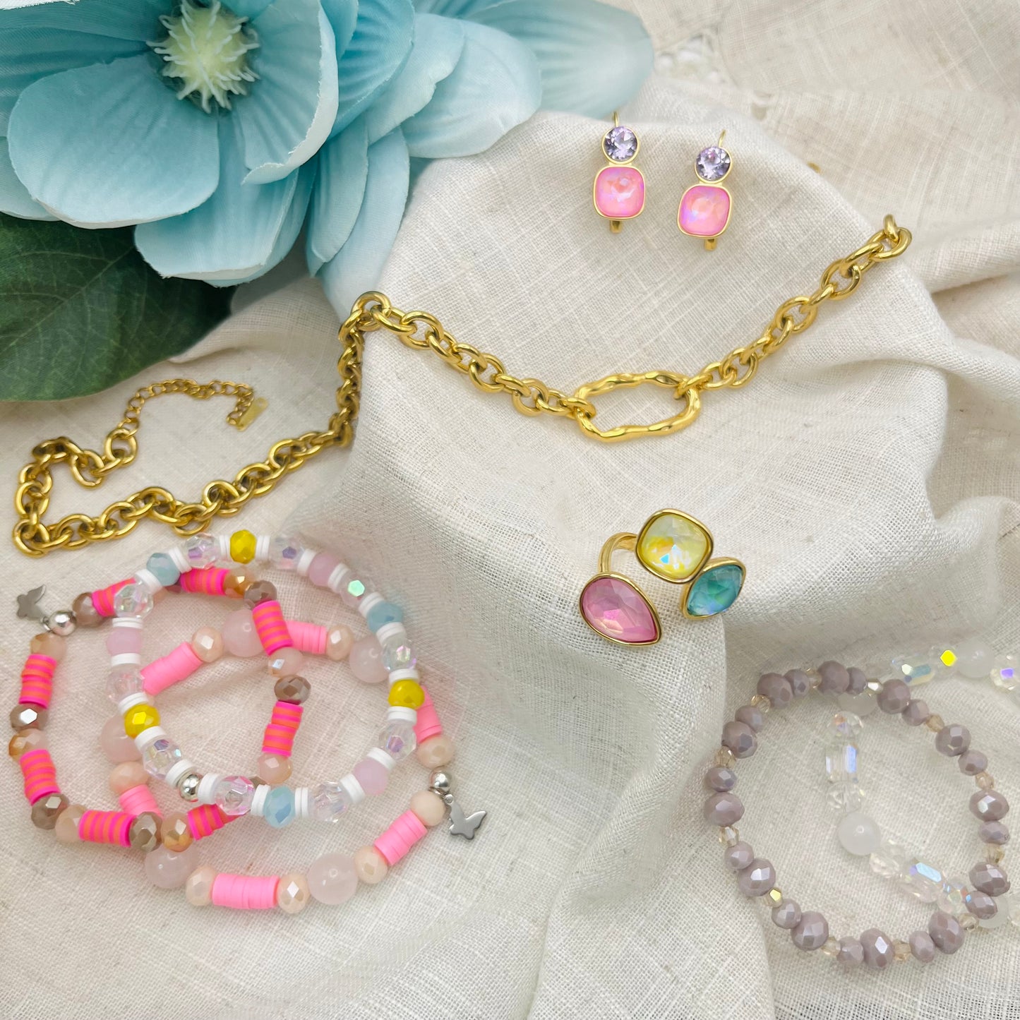 MULTICOLORED EARRINGS