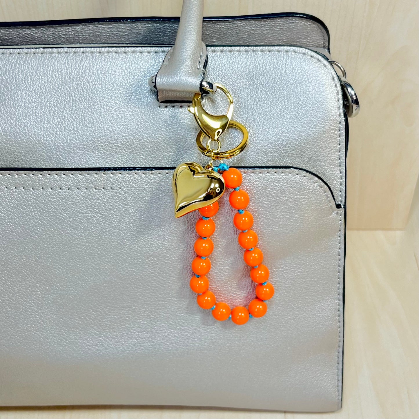 ORANGE BEADS KEYCHAIN