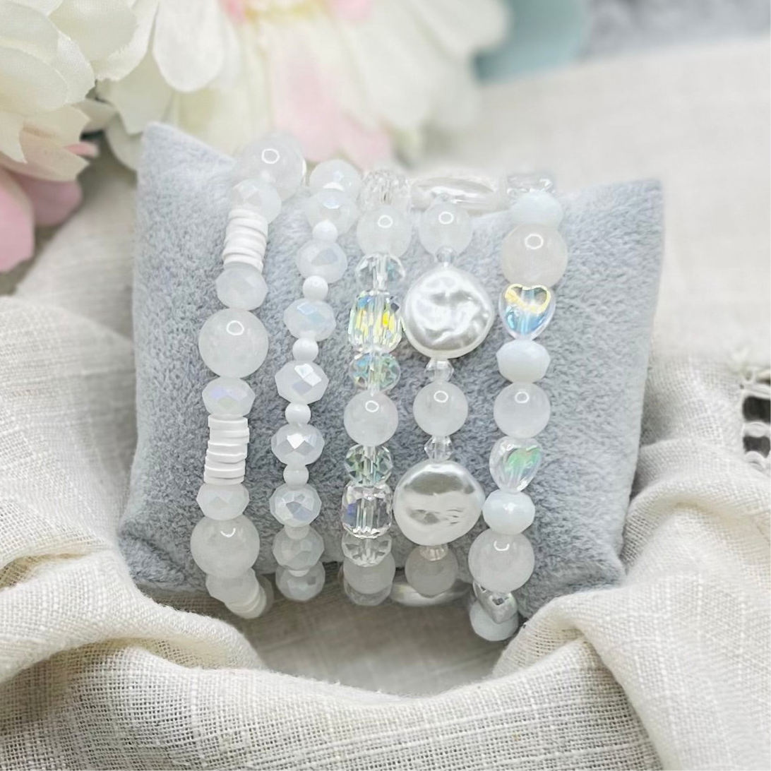 WHITE BEADS BRACELET