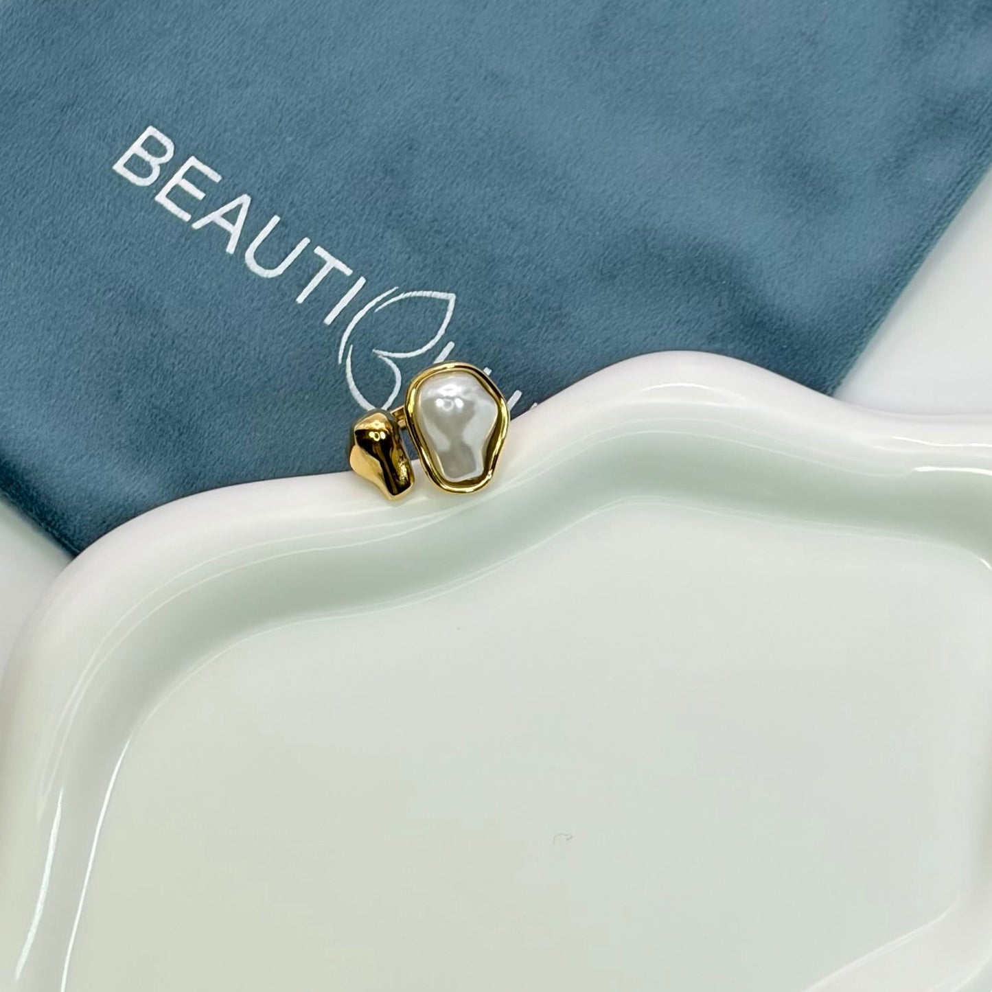 PEARL OPEN RING