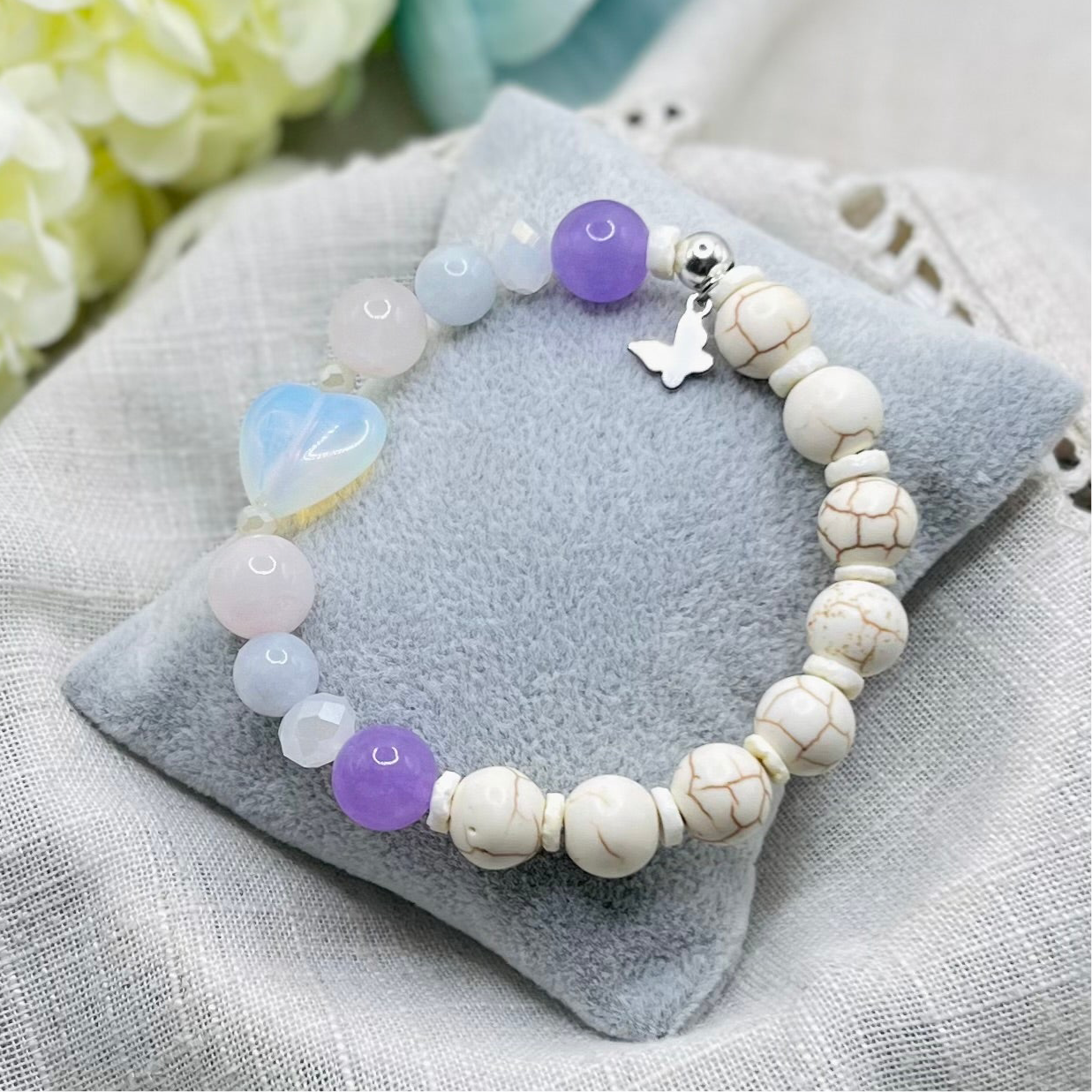 WHITE OPAL HEART BRACELET