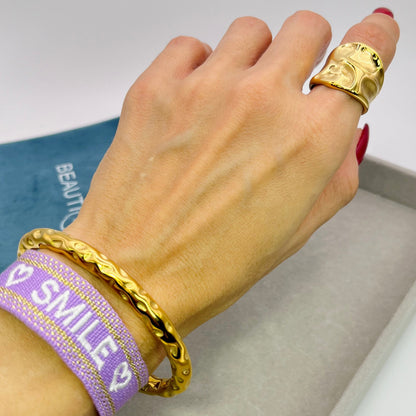 GOLD TEXTURED BRACELET