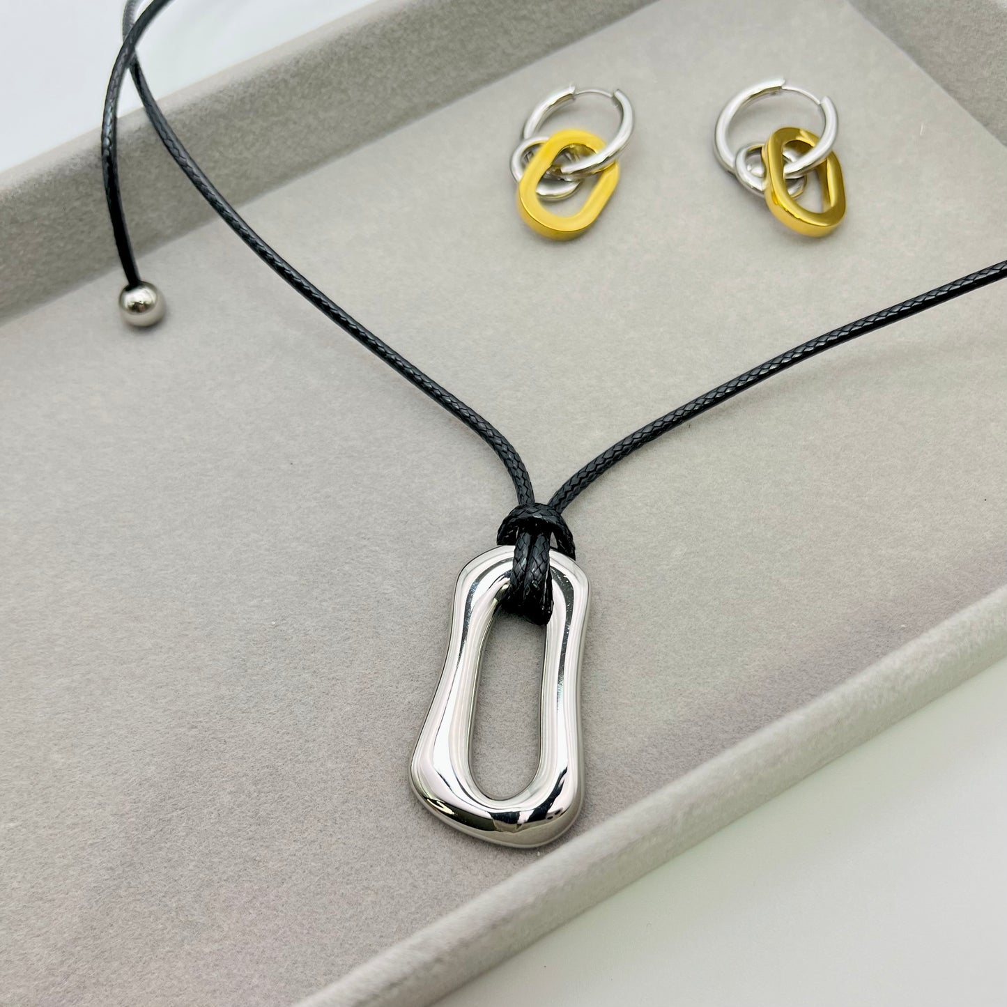 TWO TONE DROP EARRINGS
