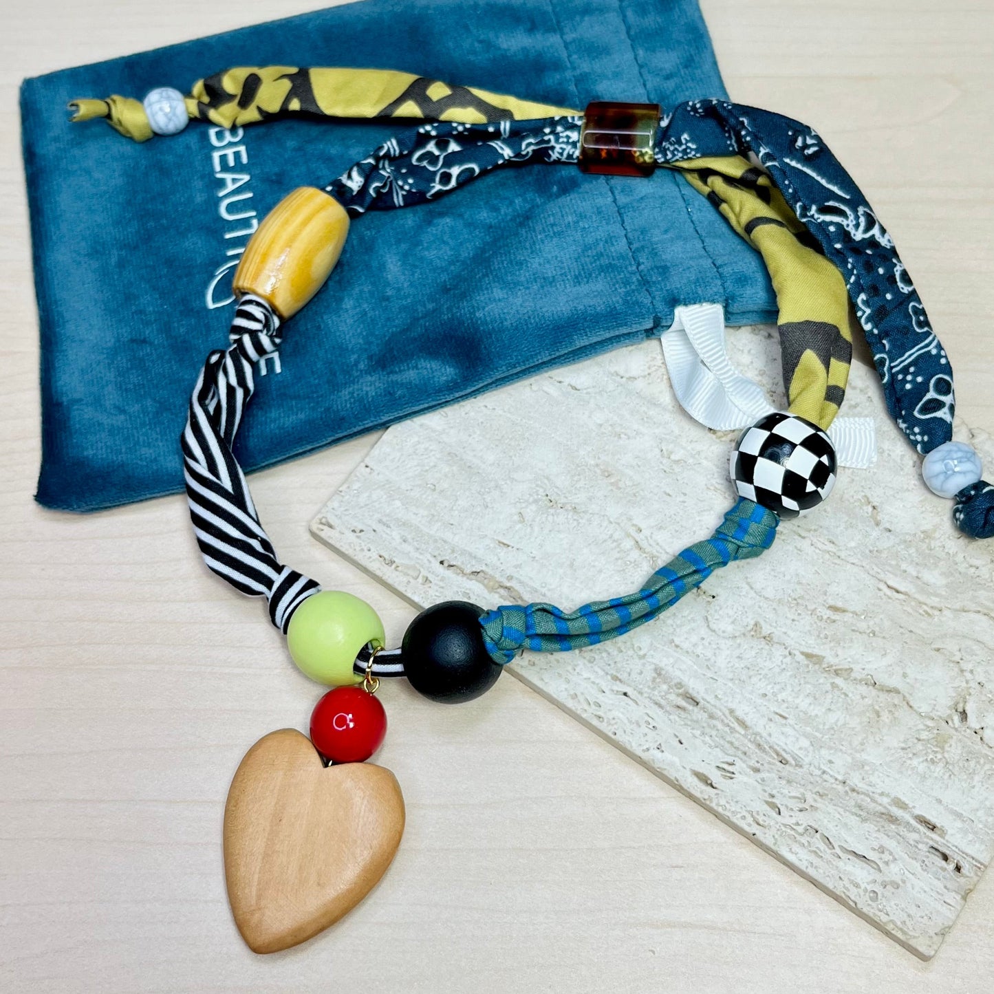 WOODEN HEART PENDANT NECKLACE