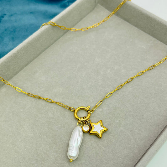 FRONT CLASP STAR NECKLACE