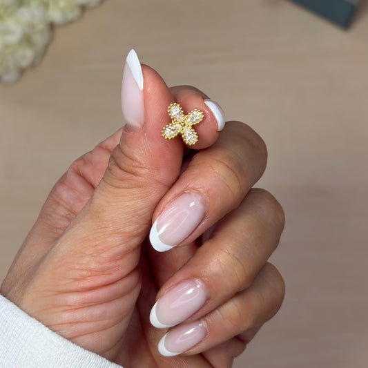 SMALL FLOWER GOLD EARRINGS