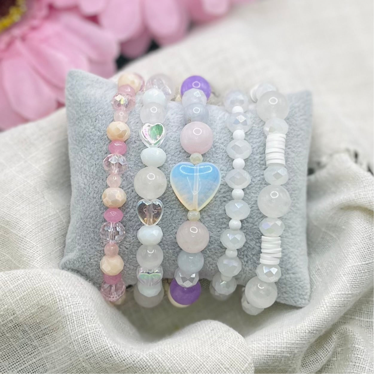 WHITE HEART BRACELET