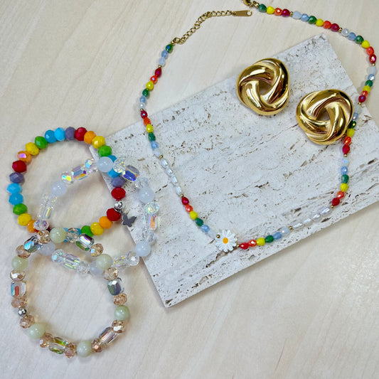 GOLD VINTAGE EARRINGS