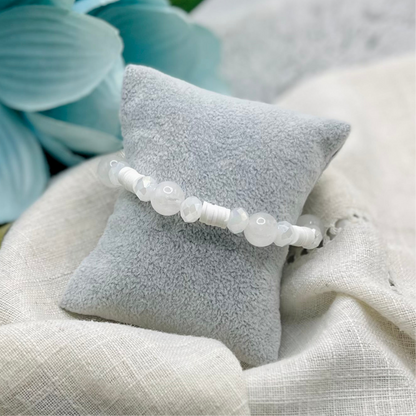 WHITE STONE BRACELET