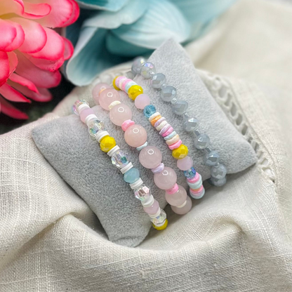 WHITE MULTICOLORED BRACELET