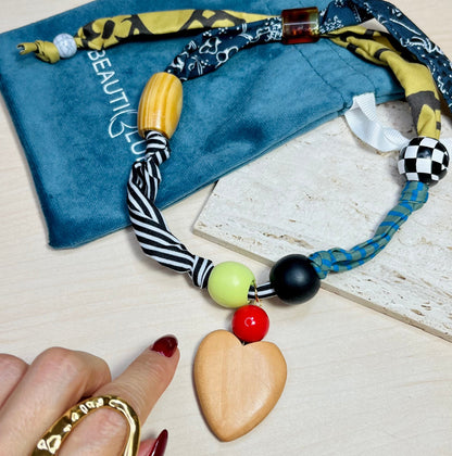WOODEN HEART PENDANT NECKLACE