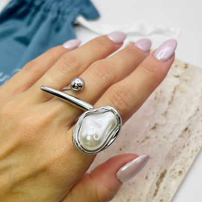 SILVER PEARL RING