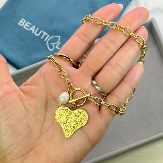 BIG HEART NECKLACE