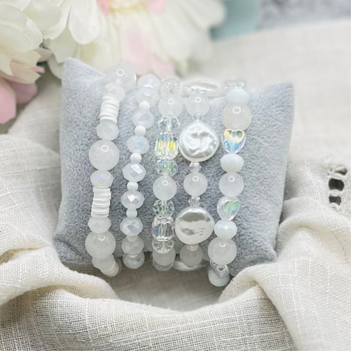 IMITATION PEARLS BRACELET