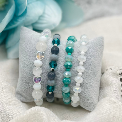 WHITE BEADS BRACELET