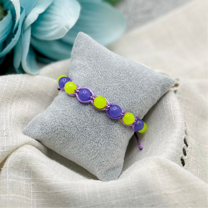 BRIGHT GREEN MACRAME BRACELET