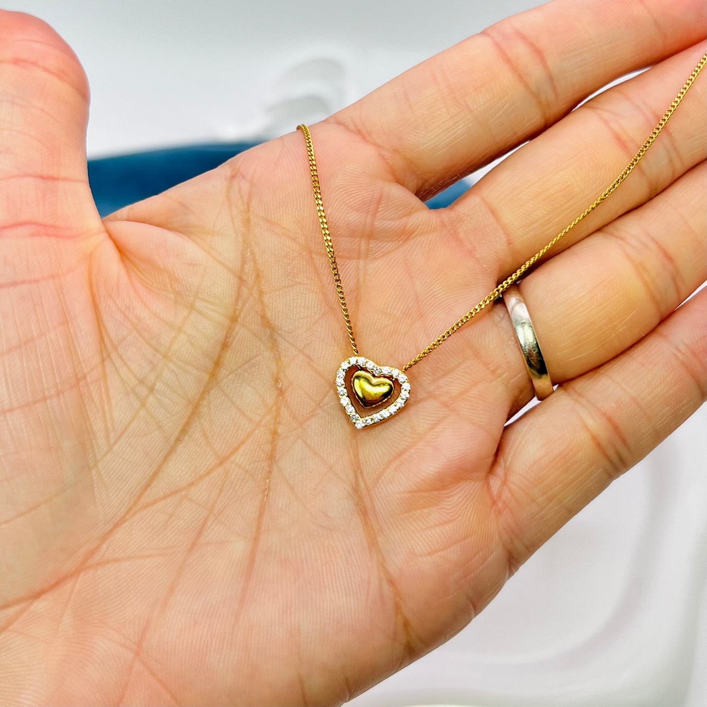 SMALL HEART PENDANT NECKLACE