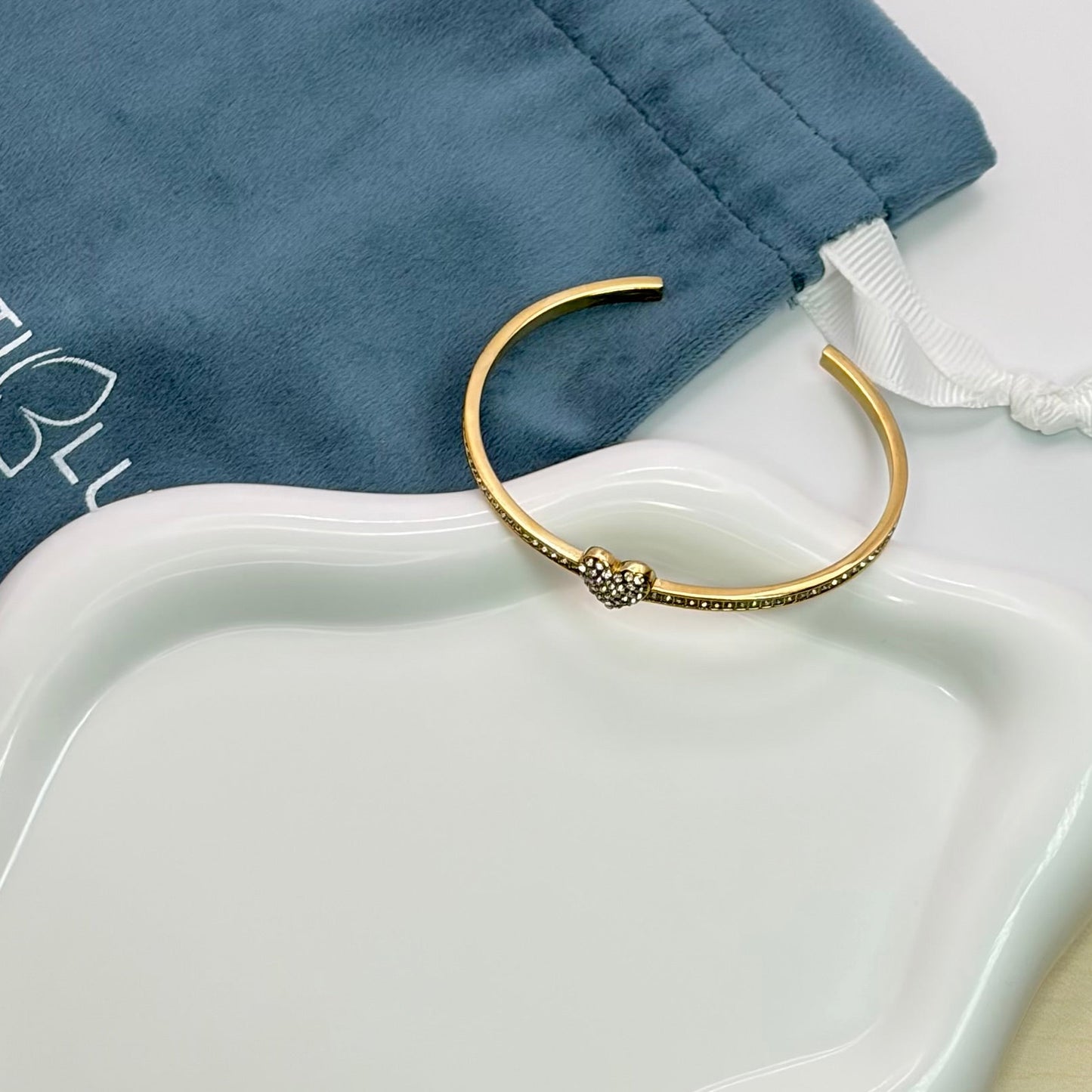 HEART BANGLE BRACELET